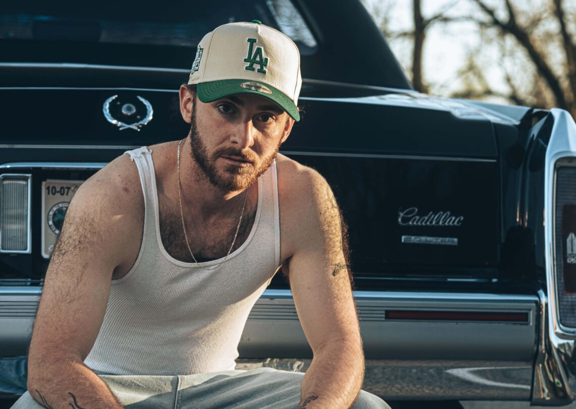 Casper Merci Drops Throwback Hip-Hop Single “100 Foot Limousine”