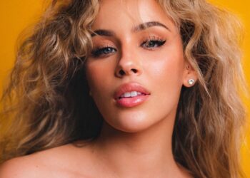 Review: Briana Piedra’s Sensual And Empowering “Hot Hot”