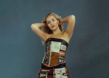 Review: Gracie Convert’s Sultry Melodies Shine On “Comme Avant”