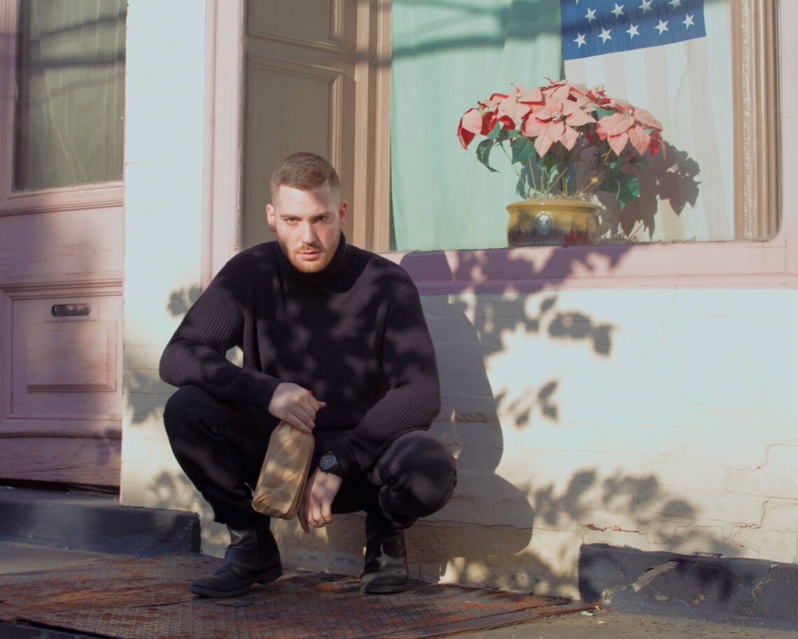 Review: Rothstein’s Enchanting Single “don’t look down”