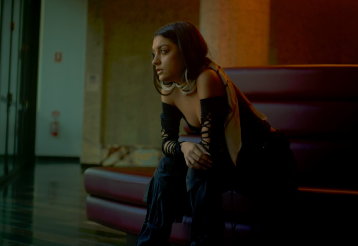 Review: Julia Lostrom’s “High Vibrations” – A Sensual Dive Into Intense Desire