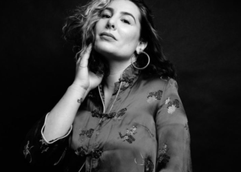 Photo of Lindsay Lucas