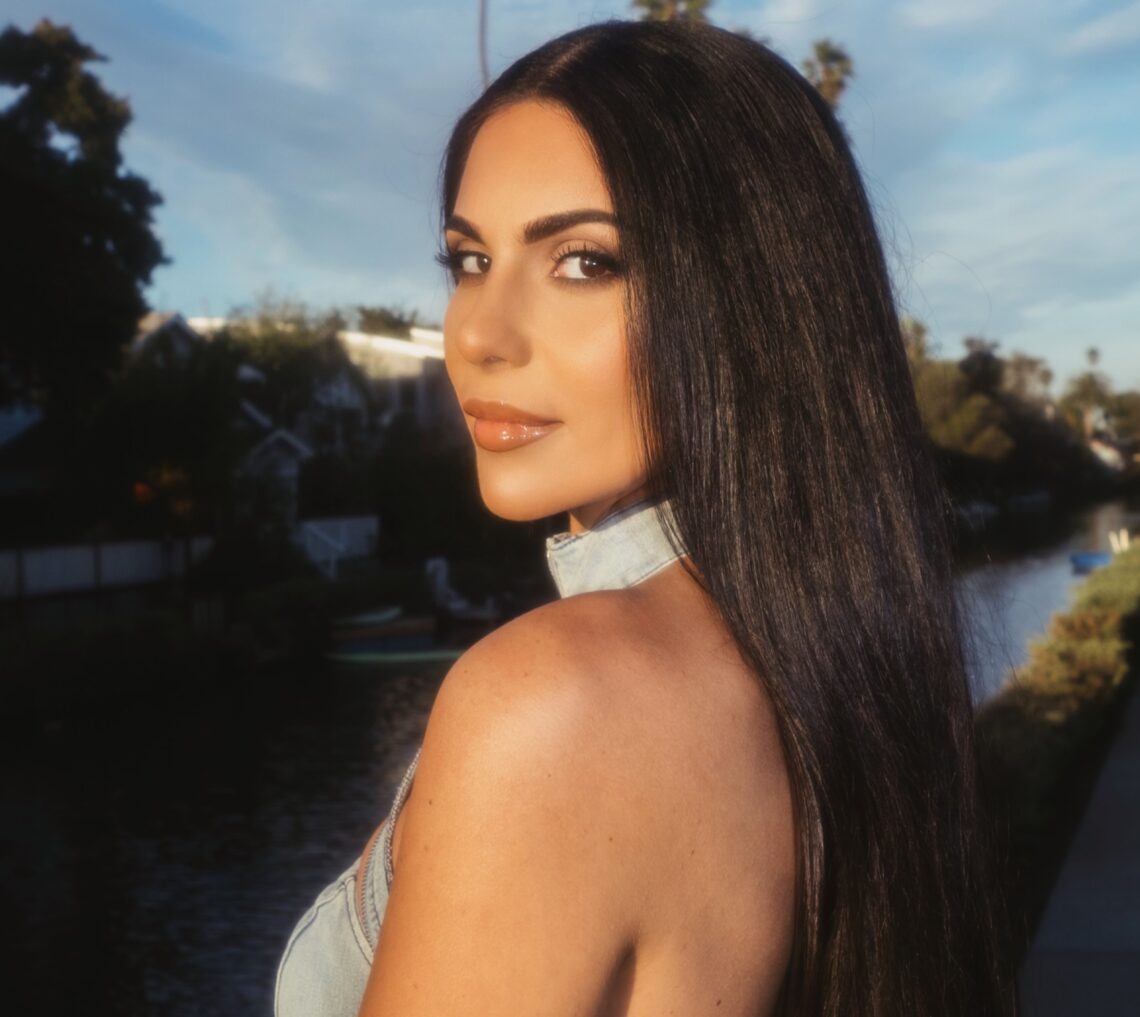 Photo of Chrissy Spratt